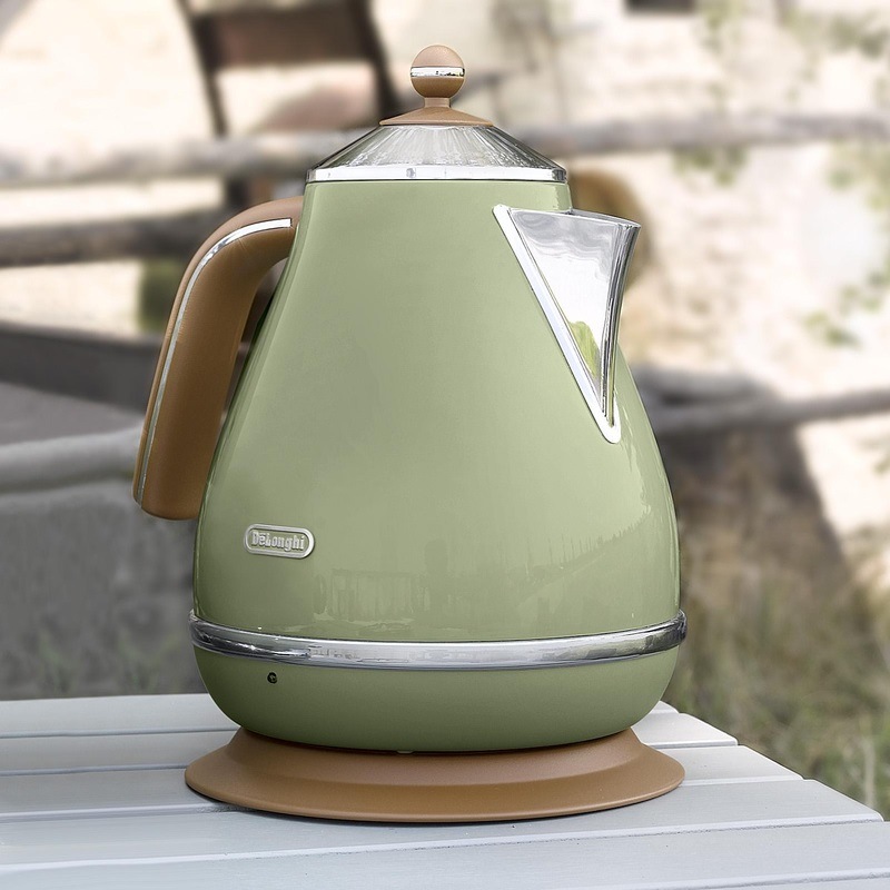 Rýchlovarná kanvica De'Longhi Icona Vintage KBOV2001GR zelená