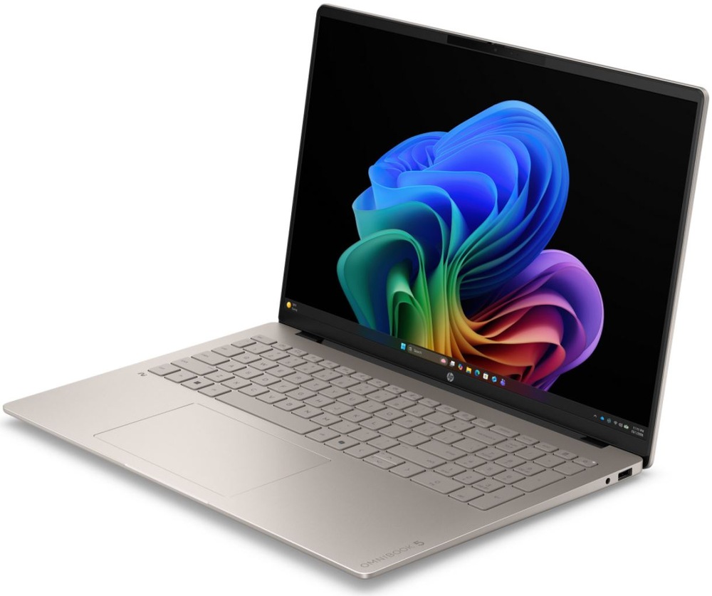 Notebook HP OmniBook 5 16-bp0001ncx + Game Pass předplatné na 2 měsíce béžový Notebook HP OmniBook 5 z bočného pohľadu s klávesnicou a displejom