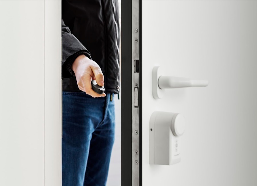 Pohon Homematic IP dverného zámku Pohon dverného zámku Homematic IP HmIP-DLD
