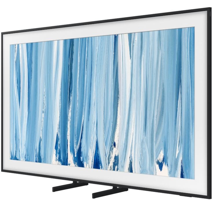 Televízor Samsung The Frame Pro QE65LS03HW televízia Samsung The Frame Pro QE65LS03HW usadená na výškovo nastaviteľnom stojane, na televízii je modrá abstraktná kresba