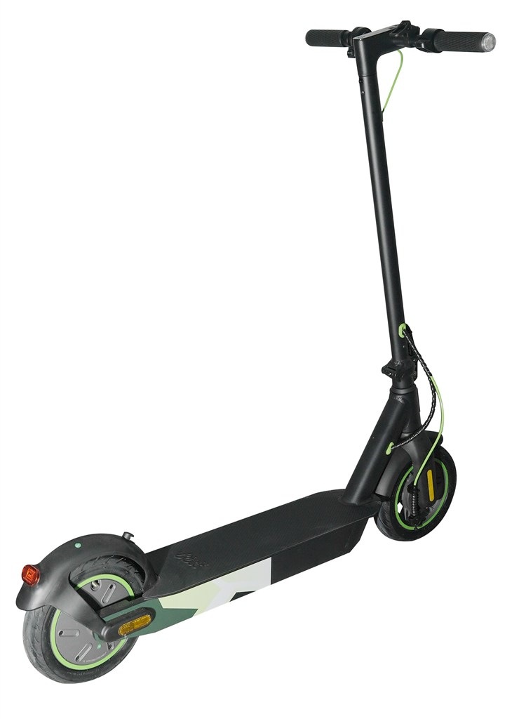 City Boss RS600 dodáva výkon 500W motor