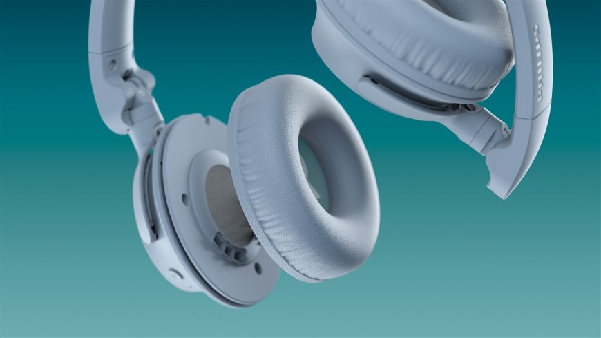 Detail zložených slúchadiel Philips s príjemnou konštrukciou
