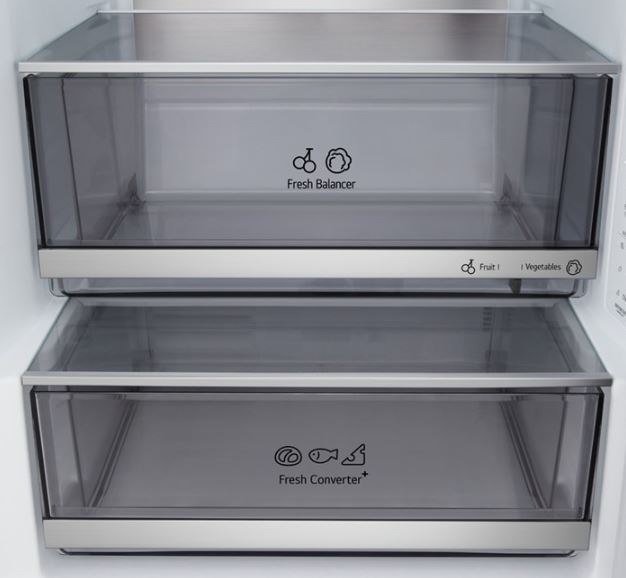 Chladnička s mrazničkou LG GBBS726BEV čierna/sivá Dve prázdne zásuvky LG chladničiek: Fresh balancer na ovocie a zeleninu, Fresh Converter na mäso, ryby, zeleninu.