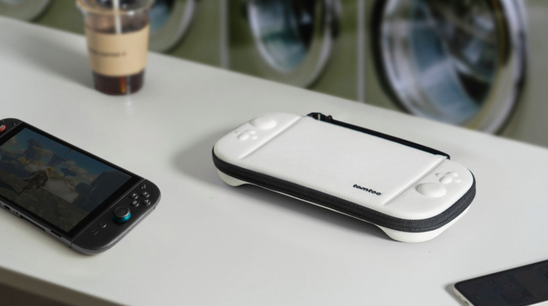 Puzdro tomtoc Switch 2 Slim Case biele Puzdro tomtoc Switch 2 Slim Case - biele