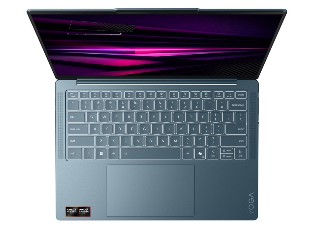 Notebook Lenovo Yoga Slim 7 14AGP11 modrý Pohľad zhora na klávesnici notebooku Lenovo Yoga Slim 7 14AGP11