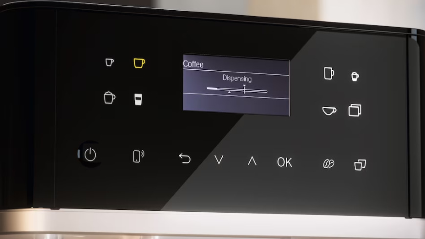 Automatický kávovar Miele CM 6360 čierny