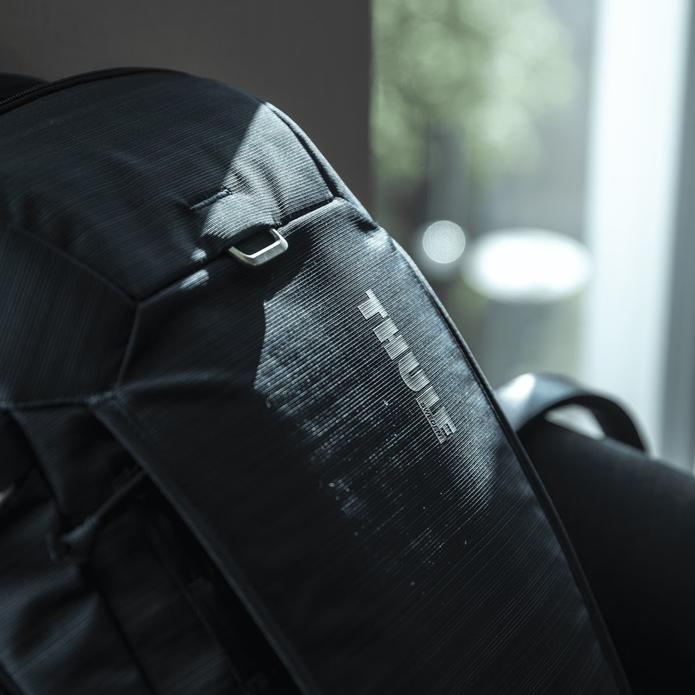 Batoh na notebook THULE Construct 24L čierny THULE Construct 24L