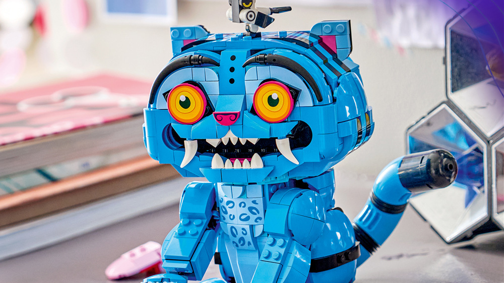 Stavebnica LEGO® 72537 KPop Demon Hunters Tiger Derpy a vták Sussie Stavanie 825 dielikov s 3D návodmi v aplikácii LEGO Builder vytvorí dvojicu vysokú cez 21 cm, ktorá ozdobí izbičku.