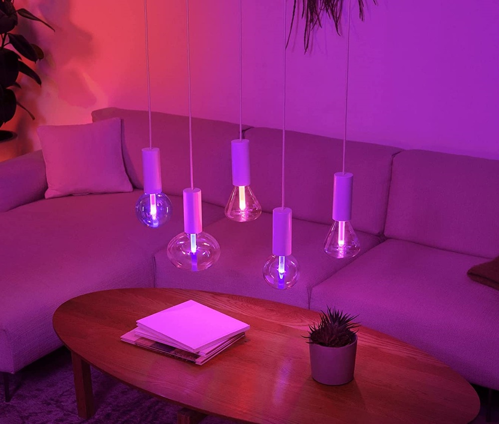 Inteligentná žiarovka Philips Hue Elipse, E27, 6,5W, White and Color Ambiance Inteligentná žiarovka Philips Hue Elipse, E27, 6,5W, White and Color Ambiance