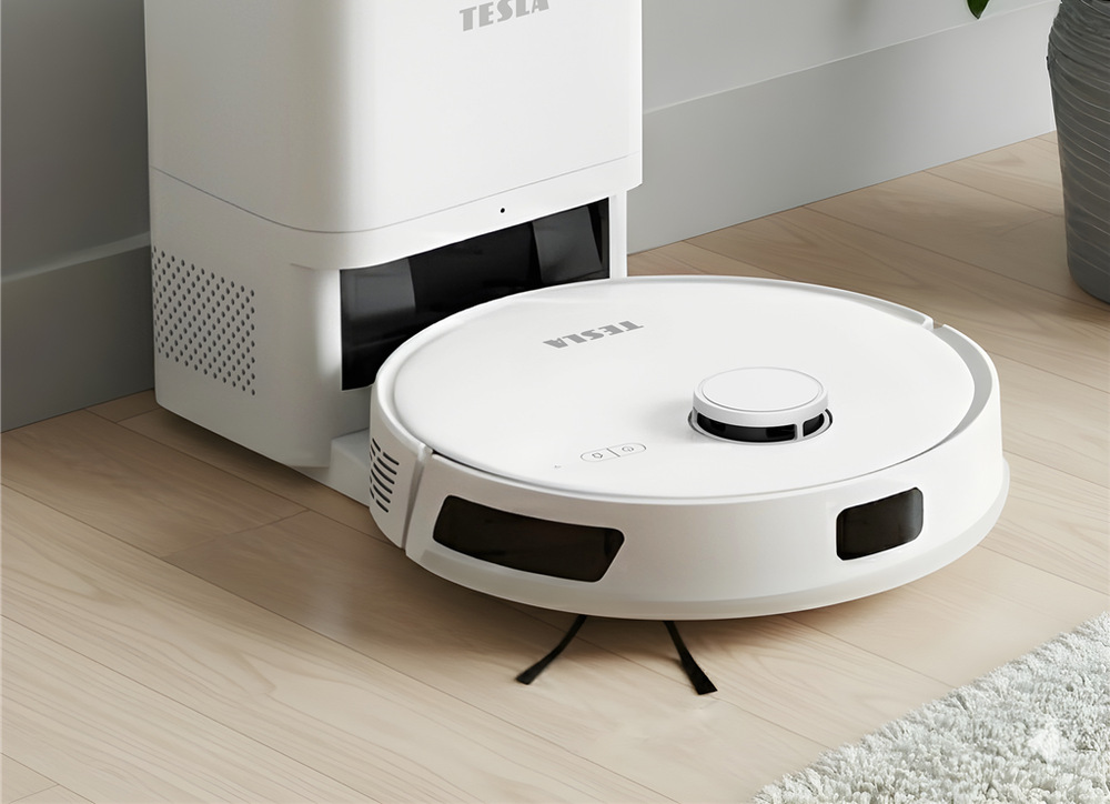 Robotický vysávač Tesla RoboStar iQ660 Plus biely Robotický vysávač so stanicou Tesla RoboStar iQ660 Plus