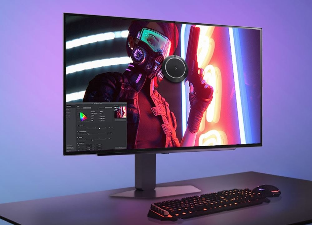 Lifestové foto monitora LG UltraGear 27GX704A-B