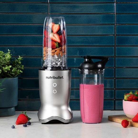 Stolný mixér Nutribullet Ultra 1200 NB1206S strieborný Stolný mixér Nutribullet Ultra 1200 NB1206S strieborný