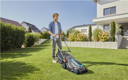 Kosačka Gardena PowerMax 14638-20 (s batériou) Kosačka Gardena PowerMax 14638-20 (s batériou)