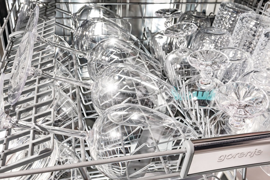 Umývačka Gorenje GS643C90W, biela, program pre krištáľové sklo