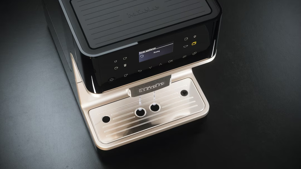 Automatický kávovar Miele CM 6360 čierny Automatický kávovar Miele CM 6360 čierny