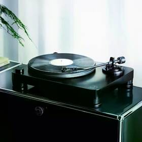 Gramofón Audio-technica AT-LP7X čierny

 obrázok produktu 12 z 13