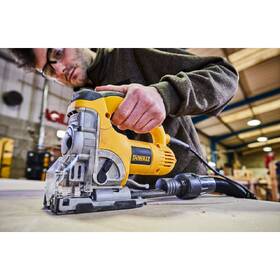 Priamočiara píla Dewalt DW331K-QS 

 obrázok produktu 5 z 6