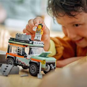 Stavebnica LEGO® City 60447 Terénní horské nákladní auto 4x4 

 obrázok produktu 4 z 9