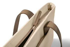Taška tomtoc Versatile - T23 Laptop Tote Bag S khaki

 obrázok produktu 5 z 19
