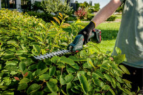 Nožnice na trávu Metabo SGS 18 LTX Q (bez batérie) 601609840 

 obrázok produktu 10 z 10