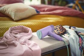 Ručný naparovač odevov Philips STH3010/30 

 obrázok produktu 5 z 7