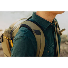 Batoh Peak Design Everyday Backpack 20L (v2) khaki

 obrázok produktu 9 z 9