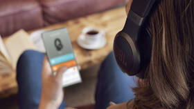Slúchadlá JBL Live 770NC čierna

 obrázok produktu 11 z 13