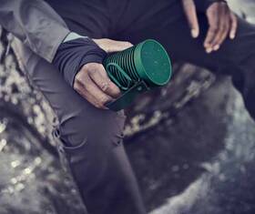 Prenosný reproduktor Bang & Olufsen BeoSound Explore zelený

 obrázok produktu 7 z 10