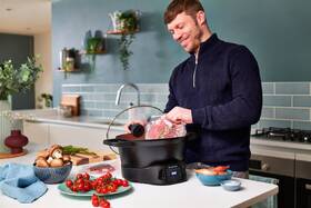 Multifunkčný hrniec RUSSELL HOBBS 28270-56 Good To Go čierny

 obrázok produktu 15 z 36