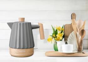 Rýchlovarná kanvica Concept RK0092 Birdy, 1,5 l sivá

 obrázok produktu 7 z 8