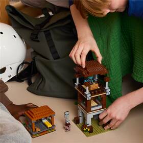 Stavebnica LEGO® Minecraft®  21278 Základna plenitelů a Ničitel 

 obrázok produktu 6 z 10