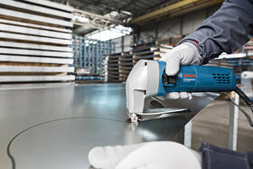 Nožnice na plech Bosch Professional GSC 75-16 

 obrázok produktu 4 z 5