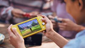 Herná konzola Nintendo Lite žltá

 obrázok produktu 5 z 5