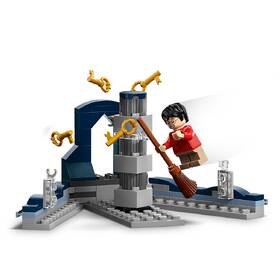 Stavebnica LEGO® Harry Potter™ 76454 Bradavický hrad: Hlavní věž 

 obrázok produktu 2 z 8