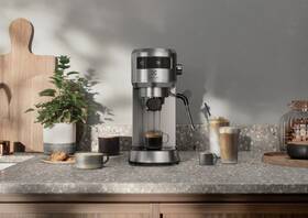 Pákový kávovar Electrolux E6EC1-6ST 

 obrázok produktu 16 z 17