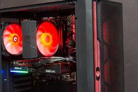 Herný počítač HAL3000 MEGA Gamer Pro čierny

 obrázok produktu 6 z 10