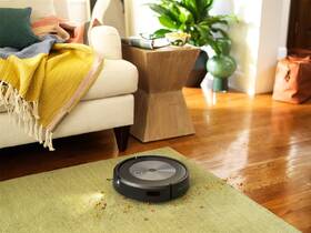 Robotický vysávač iRobot Roomba j7 čierny

 obrázok produktu 14 z 36