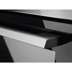 Rúra Electrolux EOF3H40X čierna/nerez

 obrázok produktu 5 z 12