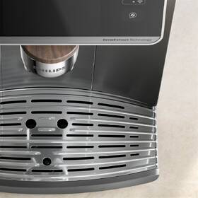 Automatický kávovar Philips LatteGo Pro EP8757/12 čierny

 obrázok produktu 4 z 12