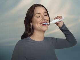 Zubná kefka Philips HX7420/01 biela

 obrázok produktu 14 z 19