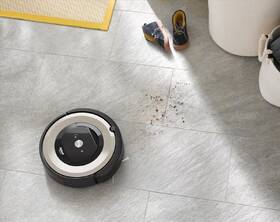 Robotický vysávač iRobot Roomba e5 (grey 5152) 

 obrázok produktu 11 z 23