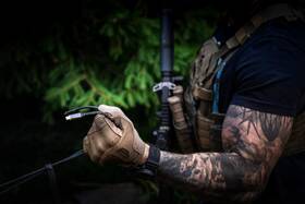 Kábel Tactical Fast Rope Aramid 2.0 USB-C/USB-C 0,3m čierny

 obrázok produktu 2 z 4