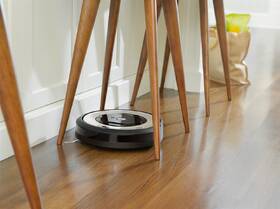 Robotický vysávač iRobot Roomba e5 (grey 5152) 

 obrázok produktu 16 z 23