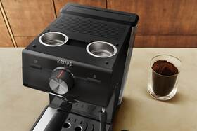 Pákový kávovar Krups XP381810 Authentic C50 čierny

 obrázok produktu 4 z 11