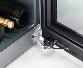 Vínotéka Miele KWT 6833 SG 

 obrázok produktu 8 z 10