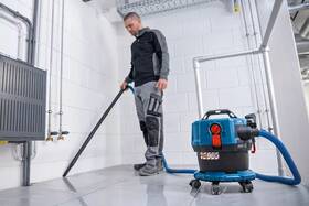 Priemyselný vysávač Bosch Professional GAS 18V-12 MC (bez batérie) 

 obrázok produktu 3 z 5