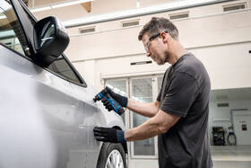 Excentrická leštička Bosch Professional GSS 12V-32 (bez baterie) 

 obrázok produktu 2 z 8