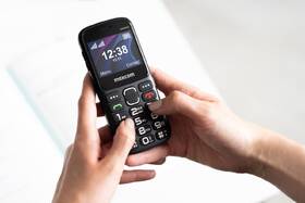 Mobilný telefón MaxCom Comfort MM443 čierny

 obrázok produktu 8 z 10
