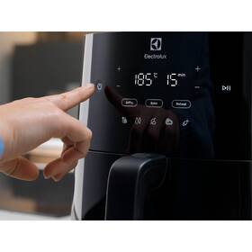 Fritéza teplovzdušná Electrolux EAF3B čierna

 obrázok produktu 2 z 5