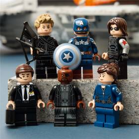 Stavebnica LEGO® Marvel 76354 Helicarrier S.H.I.E.L.D. 

 obrázok produktu 8 z 9